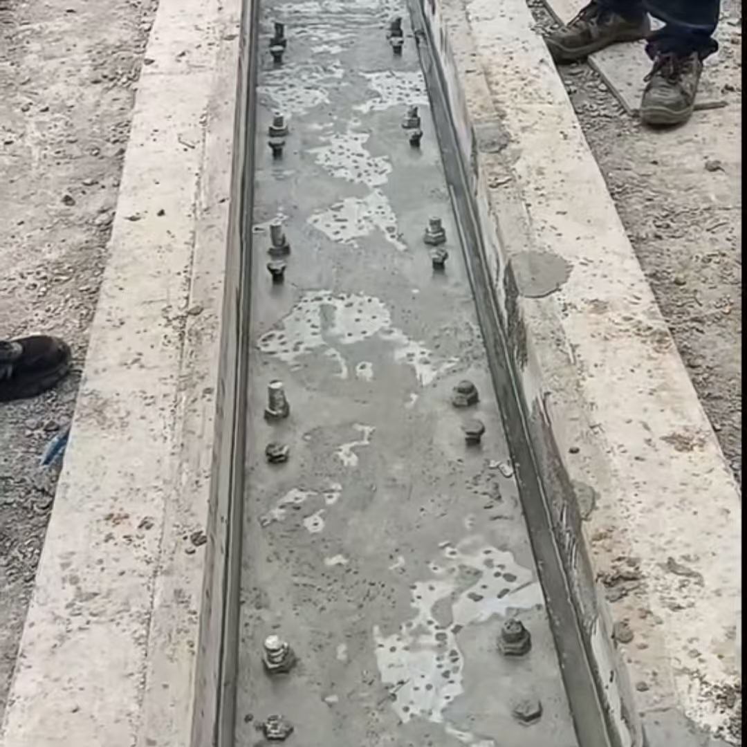 霞浦港口码头起重机龙门吊重型机械设备稳固用早强快凝轨道胶泥